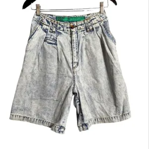 Vintage high waist acid washed denim mom jean shorts long pleated jorts 7/8