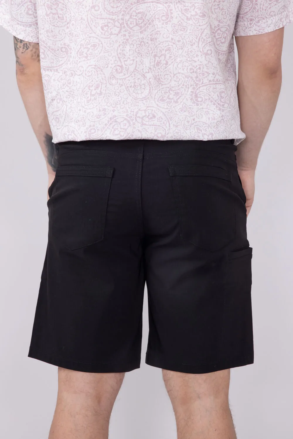 Weatherproof Vintage Tech Utility Shorts for Men in Black | W5S608-004BLACK